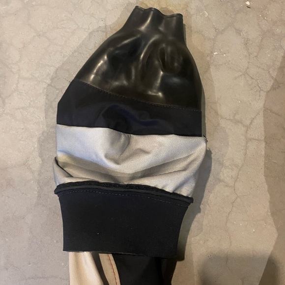 Stohlquist Dry Top - Medium - Picture 5 of 7